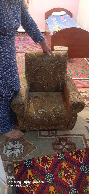 купим мебель: Куплю такое маленькое детское мягкое кресло новое или в хорошем