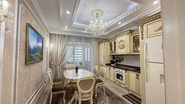 манас квартиры: 3 комнаты, 119 м², Элитка, 2 этаж, Евроремонт