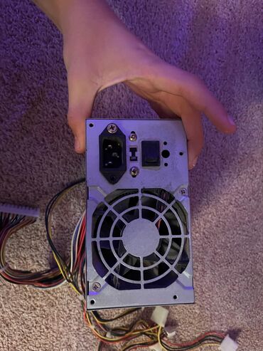 Digər ehtiyat hissələri: ​Satılır! Yaxşı Vəziyyətdə İşlək Komponent Dəsti ÜSTUNDE QIDA BLOKU — 10