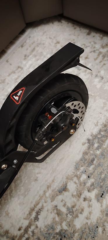 ninebot e2 pro: Şəhər üçün rahat və yığcam skuter - Model: Urban Scooter (gövdədə — 4