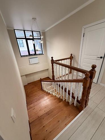 Продажа таунхаусов: Срочная продажа Вышла на продажу в шикарном районе 2х этажный at lalafo.kg — 4 Продажа таунхаусов: Срочная продажа Вышла на продажу в шикарном районе 2х этажный — 4