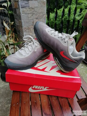 kaubojske cizme beograd: Nike air max invigor U odličnom stanju Sa kutijom Broj 39, dužina