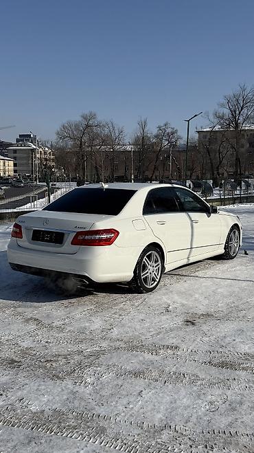 Mercedes-Benz: Mercedes-Benz E-Class: 2011 г., 3.5 л, Автомат, Бензин, Седан — 4