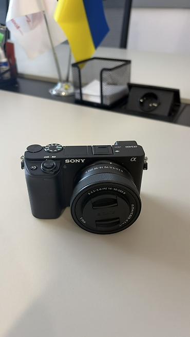 osmo mobile 6: Sony α6400 (ILCE-6400) mirrorless fotoaparat + 16–50mm f/3.5–5.6 OSS — 1