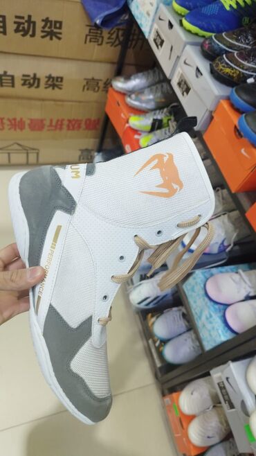 слитные купальники черного цвета: Боксерка боксерки