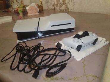 PS5 (Sony PlayStation 5): Sony PlayStation 5 (PS5) – Disk versiyası Xüsusiyyətlər: - 4K/120 Hz — 6