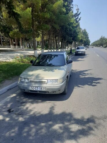işlənmiş oturacaqlar: Masin 10 ilden coxdu mendedi,wexsi mawinimdi,qabaqdan vurulub