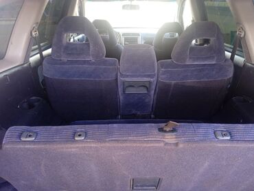 Honda: Honda Stream: 2001 г., 2 л, Механика, Бензин, Минивэн — 11