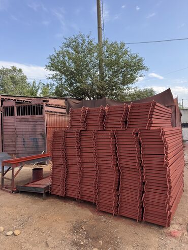 Строительные леса, стойки: Оптом продаю Оптом и в розницу Леса Строительный Леса 500-комп Есть — 9