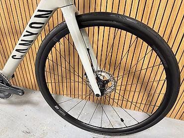 Şosse velosipedləri: Canyon Endurace CF SL 7 Disc yol velosipedi - Çərçivə: karbon — 20