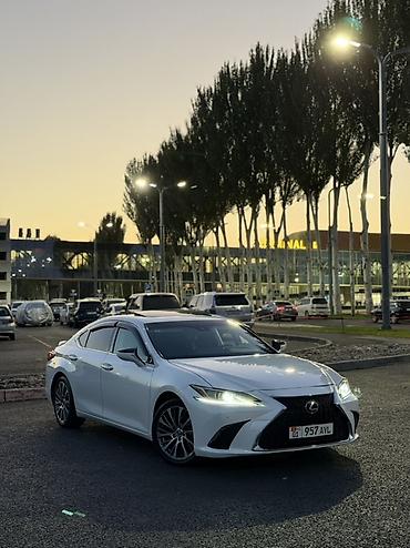 lexus es машина: Lexus ES: 2022 г., 2.5 л, Автомат, Гибрид, Седан — 2