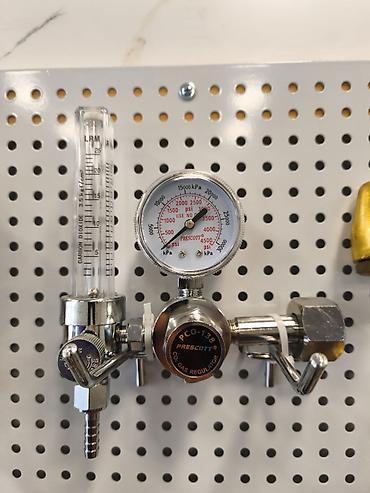 manometr satışı: CO₂ tənzimləyici və axınölçən dəsti - Brend/model: Prescott PCO-138 — 1