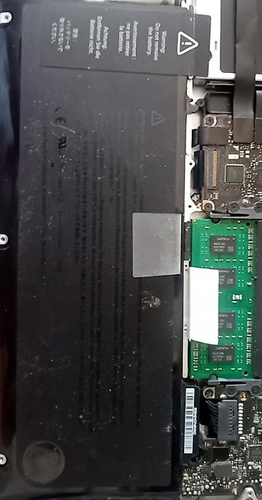 him rs: MacBook Pro 13" A1278 (2009) - Procesor: Intel Core 2 Duo - — 8