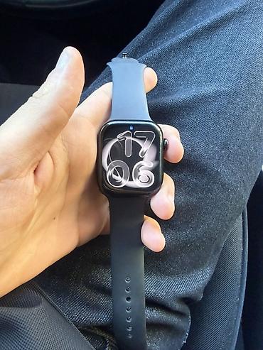 apple whatch 3: Apple Watch Series 11 46 mm Xüsusiyyətlər: - Toxunma ekranlı kvadrat — 1