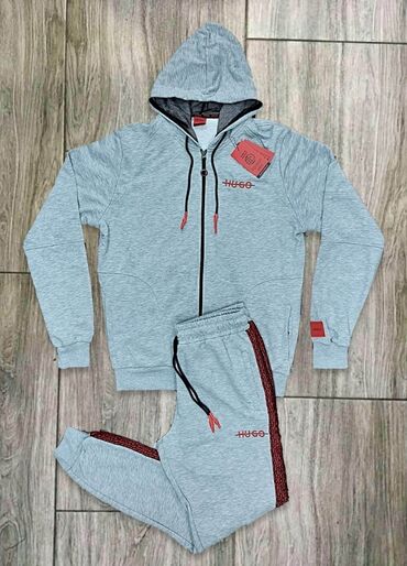 Gornji i donji deo: Dostupne
Pitati za velicinu
Alb brendirana garderoba
4200 — 7