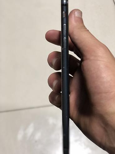Apple iPhone: IPhone 7 Plus, Qara — 3