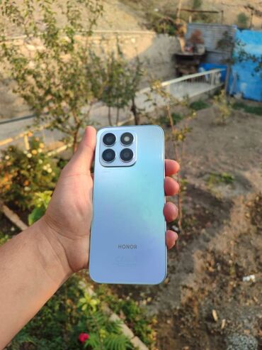 irşad telefonlar: Honor X8b, 128 GB, rəng - Gümüşü, Barmaq izi, Face ID