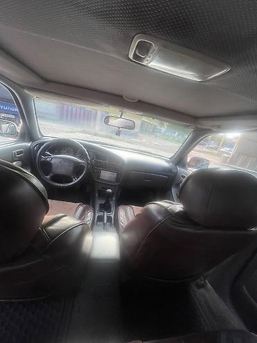 Унаа сатуу: Toyota Camry: 1996 г., 3 л, Кол менен иштөөчү, Бензин, Седан — 3