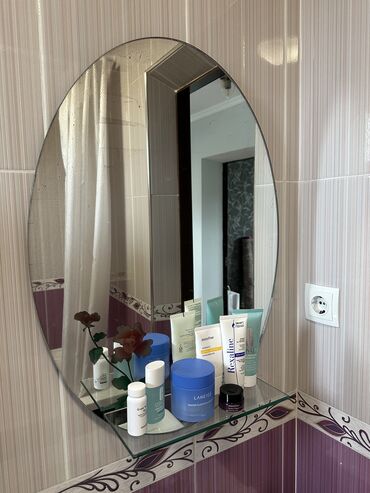 зеркала в ванную: Зеркало в хорошем состоянии
