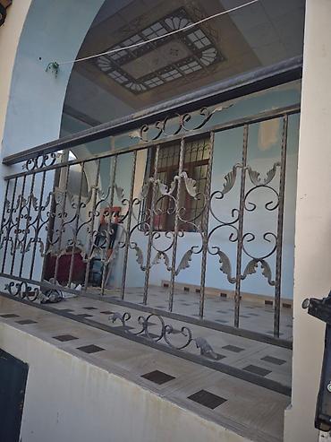 banka balon qebulu: Balkon məhəccəri, Dəmir, Ünvandan götürmə — 2
