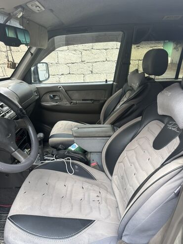 çeşqa 2 mator: Mitsubishi Pajero: 2.8 l | 1996 il 515000 km Ofrouder/SUV