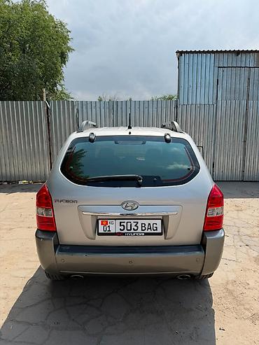 вампер нексия: Hyundai Tucson: 2009 г., 2 л, Автомат, Дизель, Кроссовер — 4
