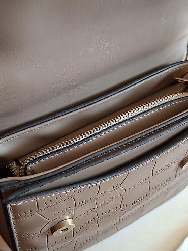 Çantalar: Əl çantası, Charles & Keith, İşlənmiş — 8