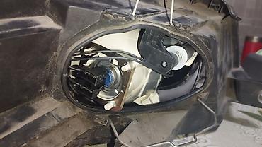 авто химии: Пара передних фар Volkswagen (оригинал Hella) для VW Passat B6 Причина — 3