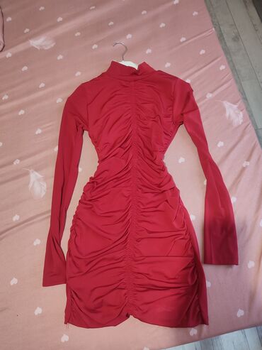 crvena čipkasta haljina: XS (EU 34), S (EU 36), bоја - Crvena, Koktel, klub, Dugih rukava