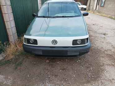 деу лонос: Volkswagen Passat: 1989 г., 1.8 л, Механика, Бензин, Универсал