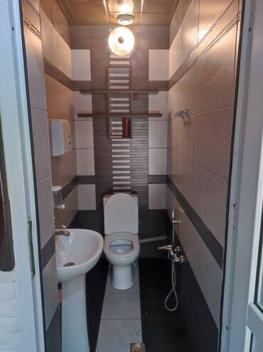 Restoran, kafelər: Nərimanovda montində yol kənarı,1 sot həyət sahəsi sahəsi 70 kv/m — 7