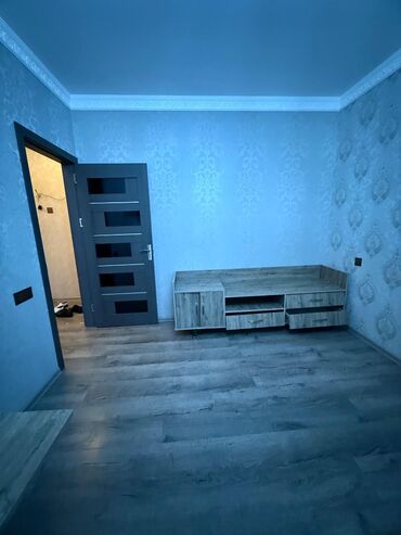 Uzunmüddətli kirayə mənzillər: 9/6 2otaq
Şəraitli 700 azn ailəliyə.
Maklerlər yığmasın -da lalafo.az — 2 Uzunmüddətli kirayə mənzillər: 9/6 2otaq
Şəraitli 700 azn ailəliyə.
Maklerlər yığmasın — 2