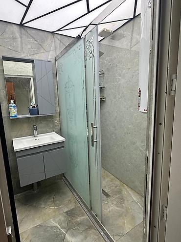 2 ci mikrorayon: Bakı, 8-ci mikrorayon, 2 otaqlı, Köhnə tikili, m. Azadlıq Prospekti, 65 kv. m — 5