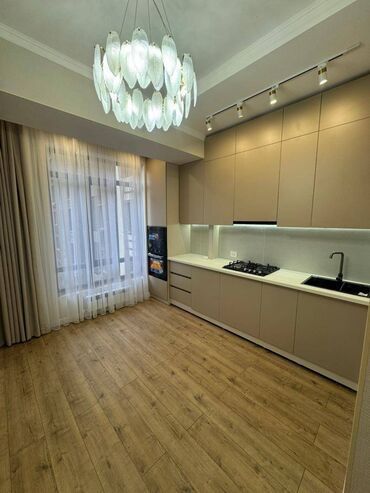 ищу квартиру без хозяина: 1 комната, 35 м², Элитка, 8 этаж, Дизайнерский ремонт