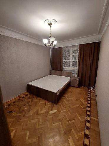 Uzunmüddətli kirayə mənzillər: Mənzil elanı Daxili İşlər Nazirliyinin arxasında, Təzə pir məscidinə — 11