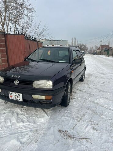 Volkswagen: Volkswagen Golf: 1994 г., 1.8 л, Механика, Бензин, Седан