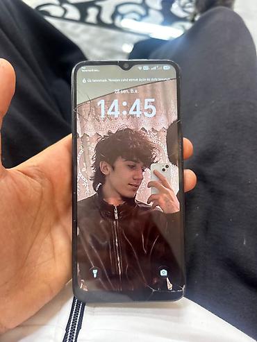 Apple iPhone: IPhone 11, 128 GB, Qara, Zəmanət, Barmaq izi, Simsiz şarj — 2