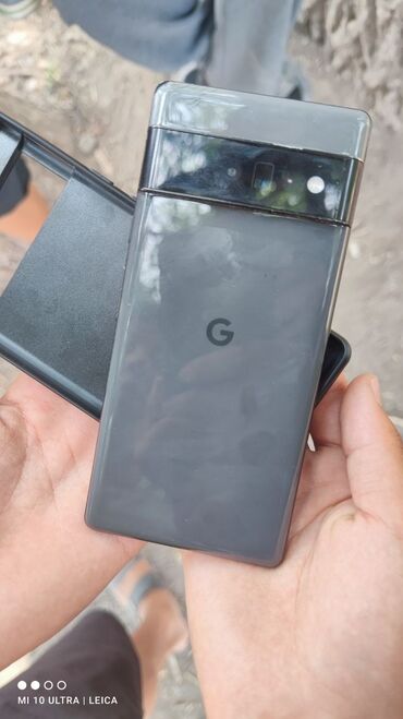 мобильные телефоны кнопочный: Google Pixel 6 Pro, Б/у, 128 ГБ, цвет - Серый, eSIM, 1 SIM