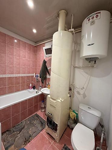 old бишкек: 4 комнаты, 75 м², Индивидуалка, 4 этаж, Свежий ремонт — 8