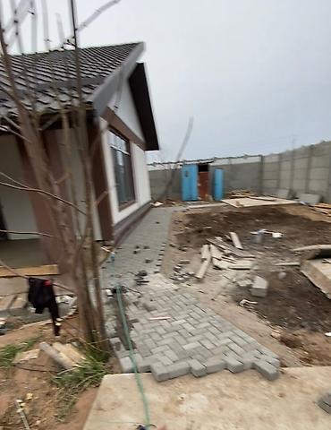 construction: Укладка брусчатка гарантия,все виды шикрокий ассортимент🔥уклатка — 4