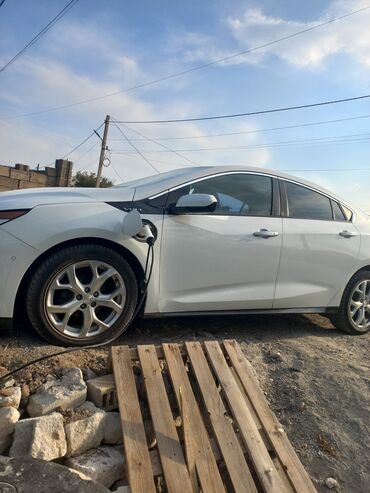 Chevrolet: Chevrolet Volt: 2017 г., 1.5 л, Вариатор, Гибрид, Хэтчбэк