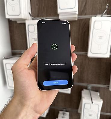 satılan telefonlar: IPhone 13, 128 GB, Ağ, Zəmanət, Simsiz şarj, Face ID — 7