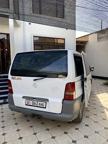 Mercedes-Benz Vito: 2003 г., 2.2 л, Кол менен иштөөчү, Дизель, Вэн/Минивэн lalafo.kg да — 3 Mercedes-Benz Vito: 2003 г., 2.2 л, Кол менен иштөөчү, Дизель, Вэн/Минивэн — 3
