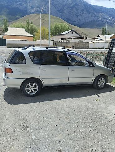 баа: Toyota Ipsum: 1996 г., 2 л, Автомат, Бензин, Вэн/Минивэн — 2