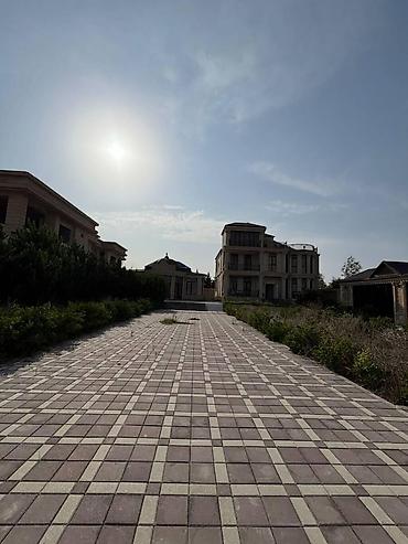 heyet evi bine: Şüvəlan qəs. 6 otaqlı, 550 kv. m, Kredit yoxdur, Yeni təmirli — 6