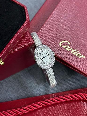 красная степная: Элегантные женские часы Cartier - Корпус овальной формы, полностью — 1