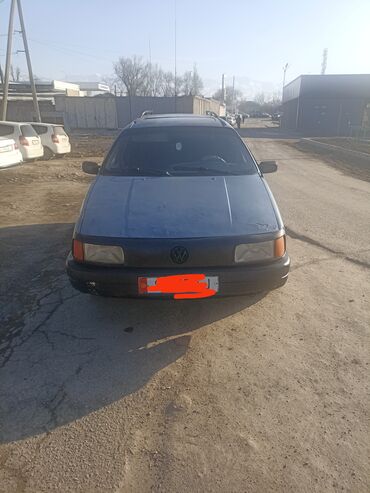 Volkswagen: Volkswagen Passat: 1990 г., 1.8 л, Механика, Бензин, Универсал