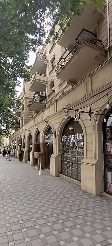 quba mountain breeze: 2 otaqlı mənzil – mərkəzi prospektdə, altında ticarət obyektləri olan — 1