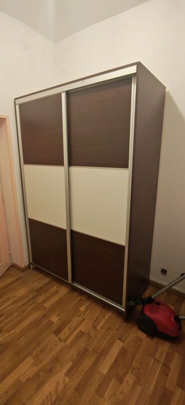 Ormari: Na prodaju AMERICKI PLAKAR klizni ormar-garderober bez-braon boja u — 1