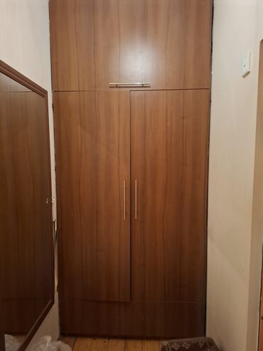 Matraslar: Açılan, 2 qapılı Düz dolab, Qarderob, paltar dolabı